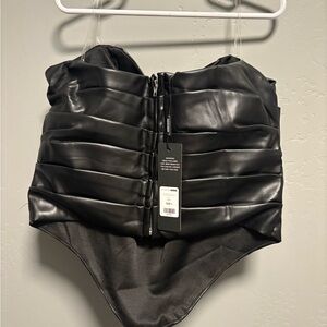 Fashion Nova Black Strapless Crop Top